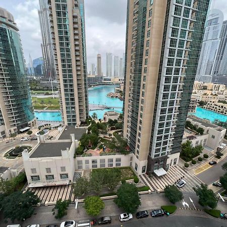 Luxury 2Br- Burj Khalifa View In Blvd Central -1402 두바이 외부 사진